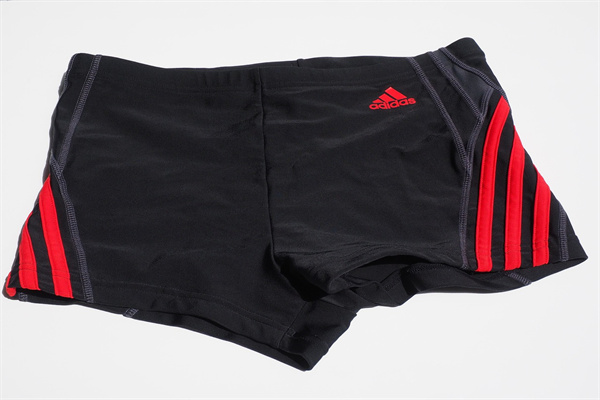 夢到了穿紅短褲是不是好的徵兆呢_周公解夢