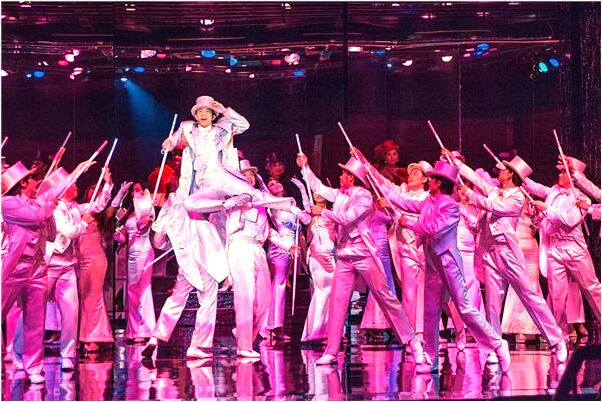 夢見一堆人打牌有什麼意思嗎_周公解夢官網