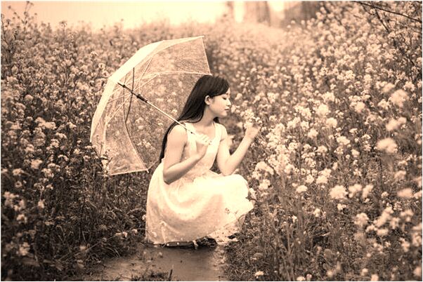 夢見腳踩到茅廁坑裡有什麼含義_周公解夢官網