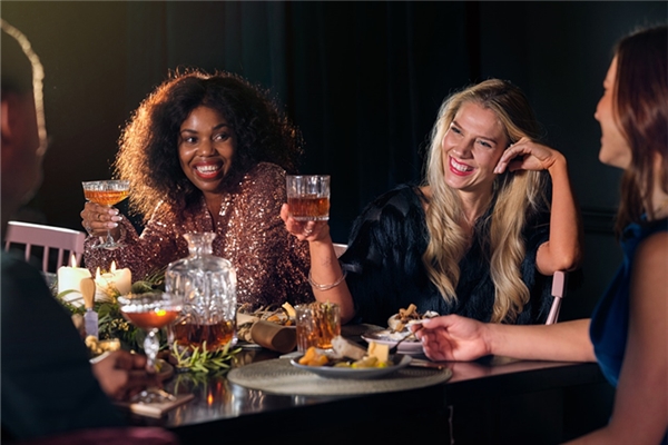 夢到喝酒聚會有什麼含義_周公解夢