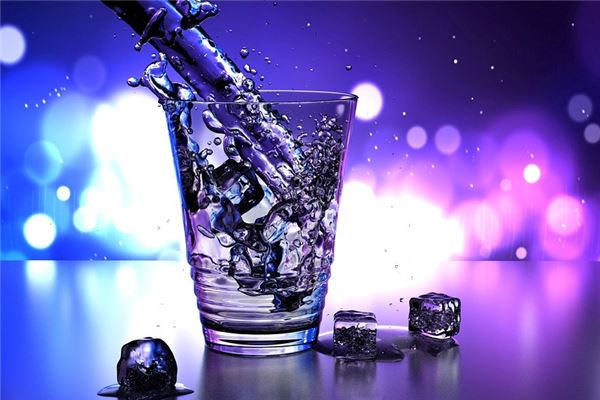 夢見倒水喝是凶兆還是吉兆_周公解夢