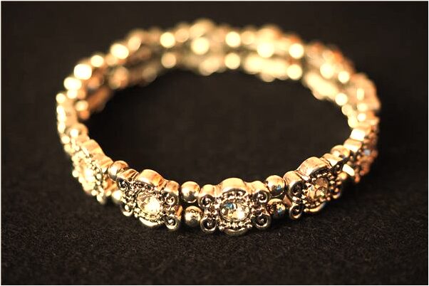 夢到了別人向舍友表白有什麼寓意嗎？_周公解夢官網