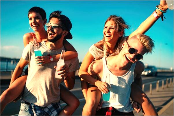 夢到男人光身打飛機是什麼預兆_周公解夢官網