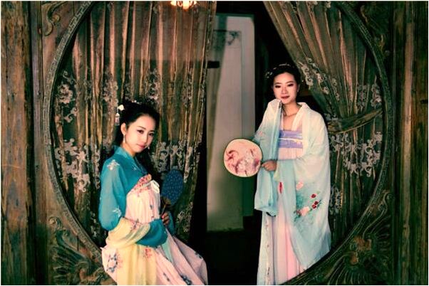 夢到了拉大便弄到身上有什麼含義_周公解夢官網