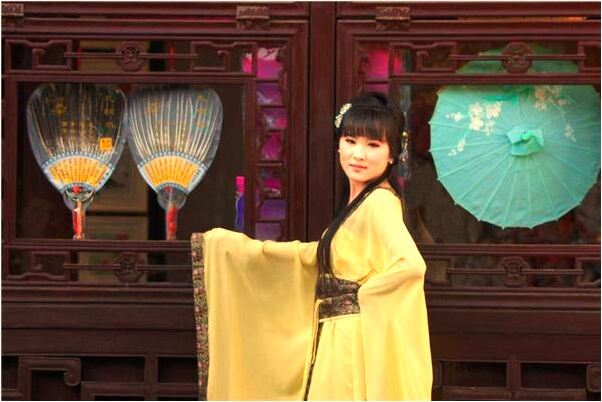 夢見能到自己掉水裡了意味什麼_周公解夢官網