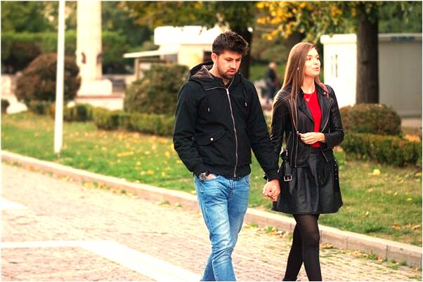 夢見和女部下做愛有什麼意思_周公解夢官網