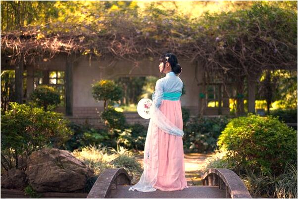 夢到了正做愛陰部流了很多血是啥預兆_周公解夢官網