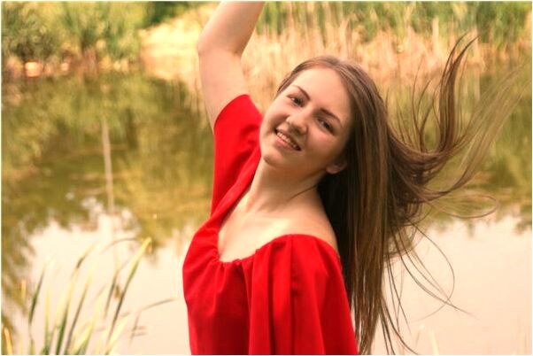 夢到門牙鬆動拔掉是啥預兆_周公解夢官網