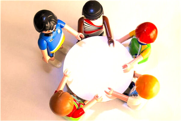 夢見一個女人老追著我意味著什麼_周公解夢官網