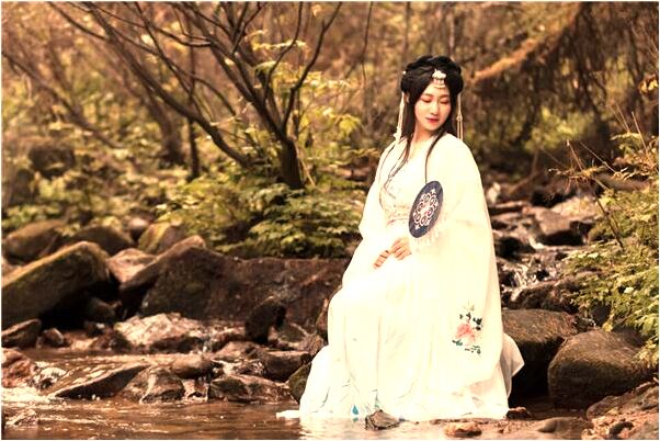 夢到了不認識的男人說愛我是咋回事_周公解夢官網