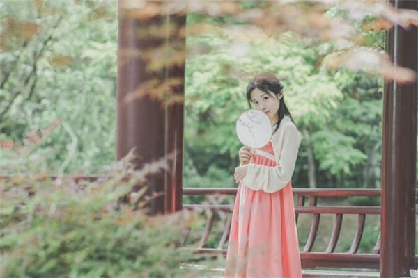 夢到了女人站著小便是不是好的徵兆呢_周公解夢