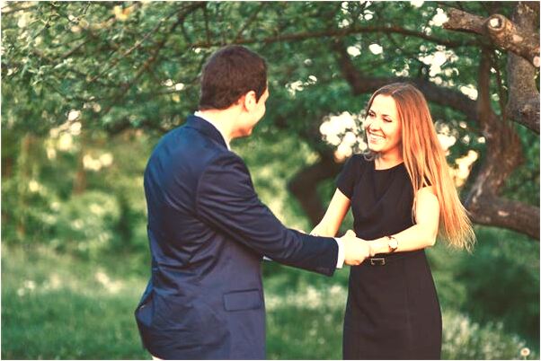 夢到挖別人家的土意味著什麼_周公解夢官網