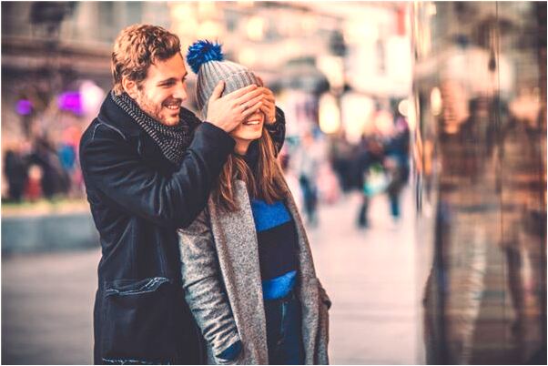 夢到手機掉進廁所里是好的徵兆嗎_周公解夢官網