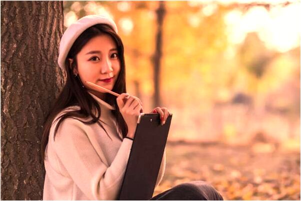 夢到和女朋友吃東西中間夾個人是什麼預兆_周公解夢官網