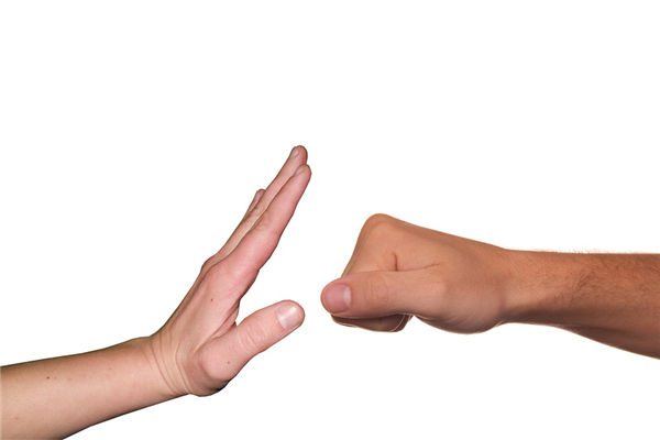 夢見受人欺負什麼意思_周公解夢