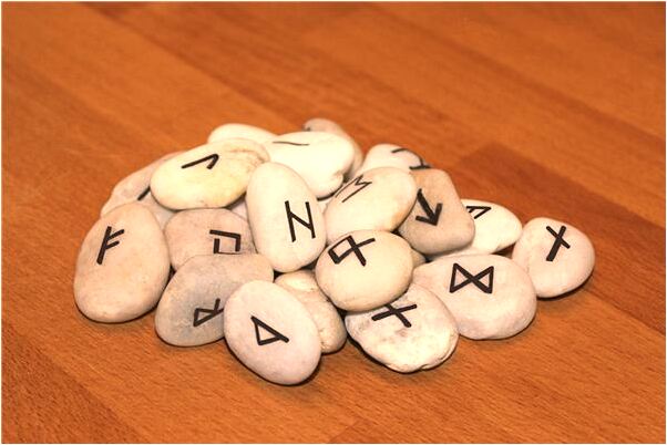 夢到了別人給牛吃毒草怎么樣_周公解夢官網