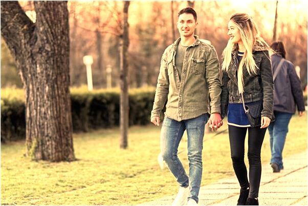 夢到了女友偷情自己哭醒了有什麼意義嗎_周公解夢官網