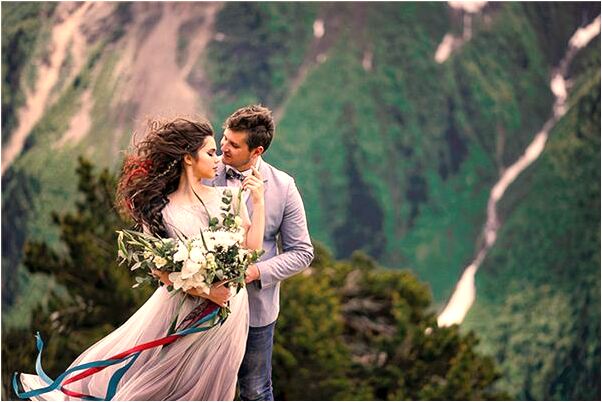 夢見和狗一尪過馬路墳地有何寓意_周公解夢官網