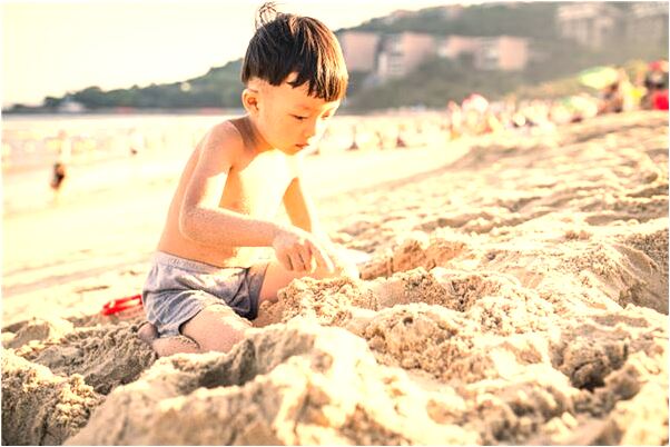 夢到了自己坐的車開得很快是什麼意思?_周公解夢官網