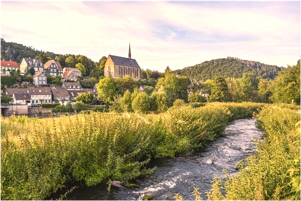 夢到了強吻喜歡的女生會是什麼預兆_周公解夢官網