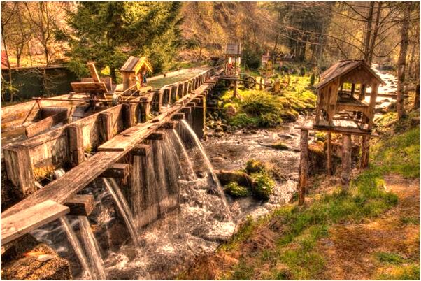 夢到一條蛇纏著我的頸有什麼意義嗎_周公解夢官網