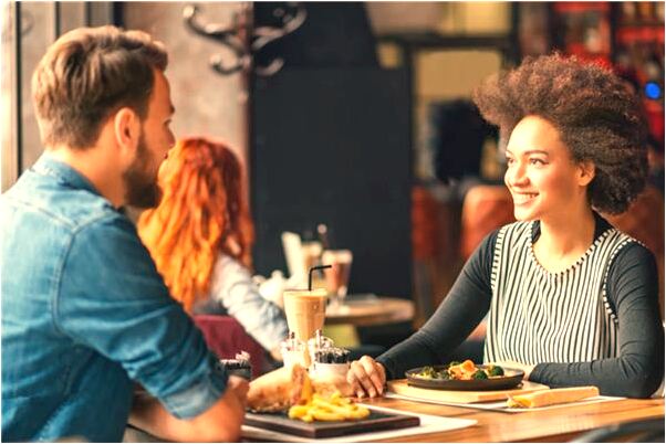 夢到了家裡來個好多客人有什麼寓意嗎？_周公解夢官網