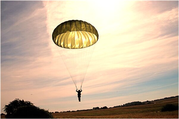 夢到閃電劈了樹預示什麼_周公解夢官網