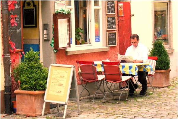 夢到龍在我身邊游還有海水是什麼預兆？_周公解夢官網