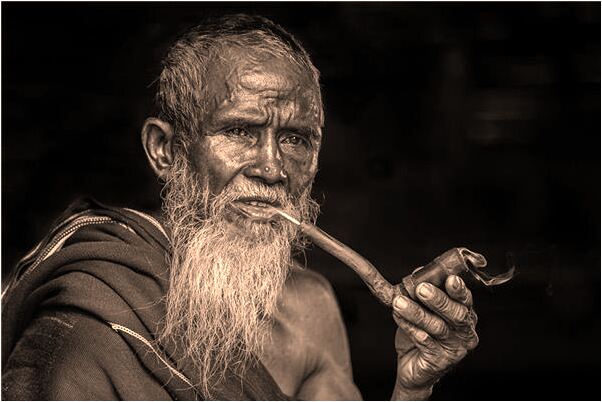 夢到了能黑雲化牛妖來勢洶洶是什麼預兆_周公解夢官網