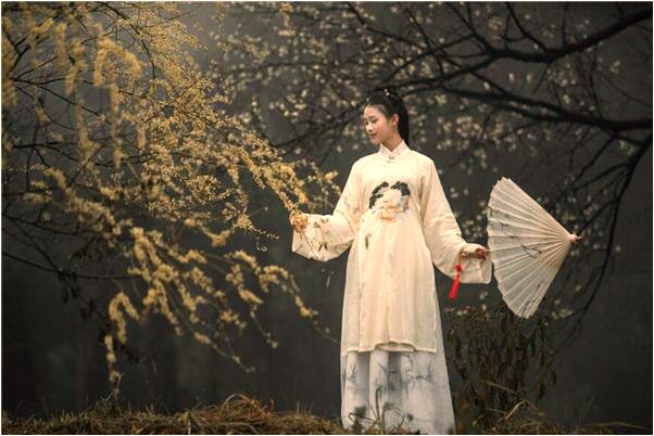 夢見我的女兒臉上有血是凶兆還是吉兆_周公解夢官網