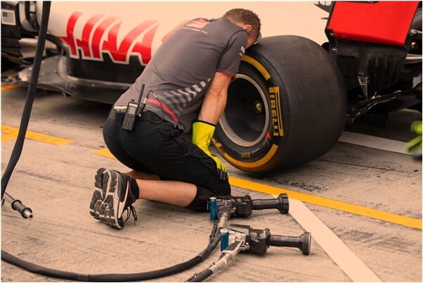 夢到衣服上沾上綠油漆怎么回事_周公解夢官網