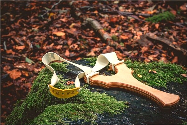 夢見二叔的車翻了怎么樣_周公解夢官網