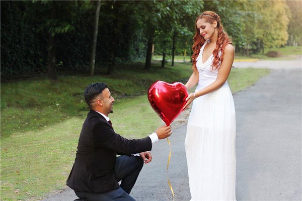 夢見娶兩個老婆有什麼徵兆_周公解夢