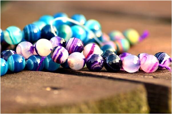 夢到手被咬出血了是什麼兆頭_周公解夢官網