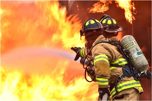 夢到自己的衣服被燒焦預兆了什麼嗎_周公解夢官網