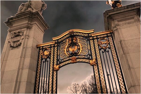 夢到了不熟悉的男的去我家啥意思_周公解夢官網