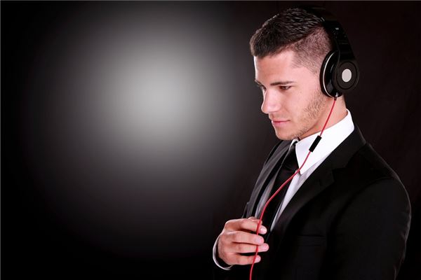 夢見老公當官意味著什麼_周公解夢