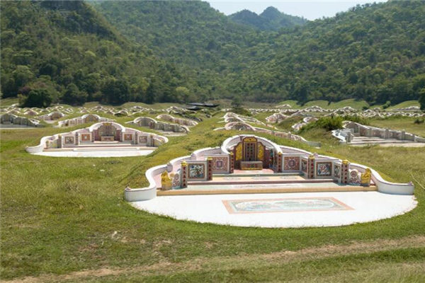 夢見自家墳墓是怎么回事_周公解夢