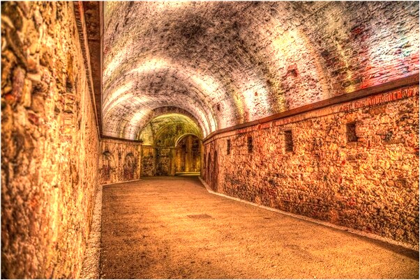 夢見親人掉河裡有什麼意思嗎_周公解夢官網