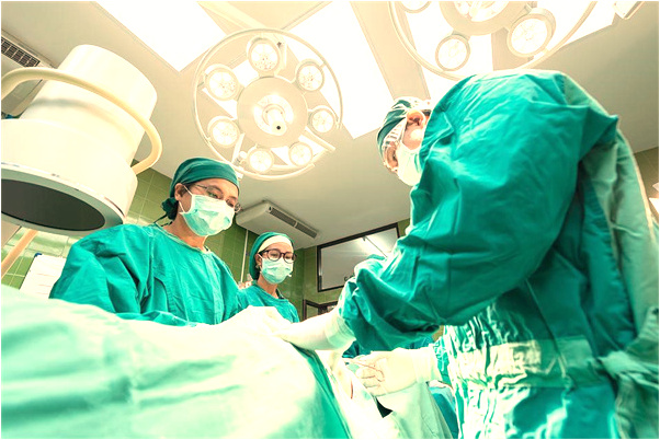 夢到了我爸的房子被車撞塌了是什麼意思_周公解夢官網