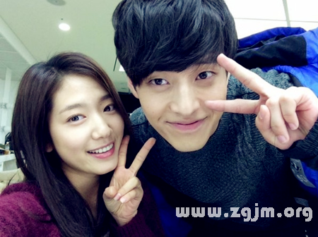 裸睡女人最常做的五種夢_周公解夢