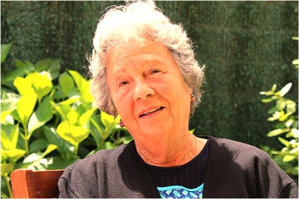 夢見已故奶奶蒸饅頭給我吃有什麼預兆_周公解夢官網