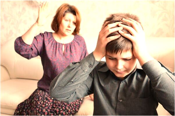 夢見掉進泥水坑被水衝出來會有什麼預兆_周公解夢官網