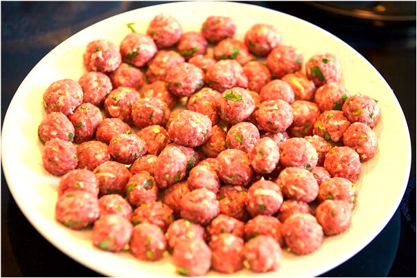 夢見和弟弟表姐去網咖是什麼預兆？_周公解夢官網