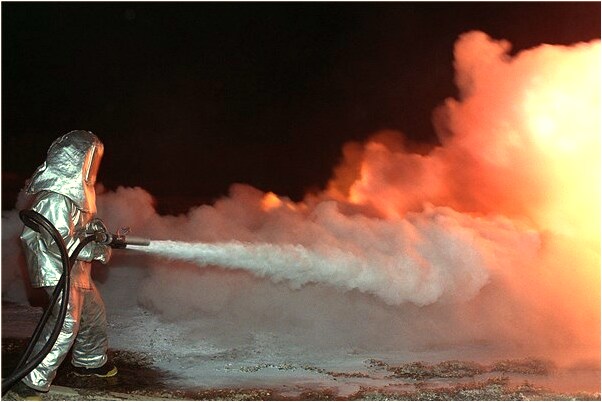 夢到很多同事同學在我老家是好的徵兆嗎_周公解夢官網