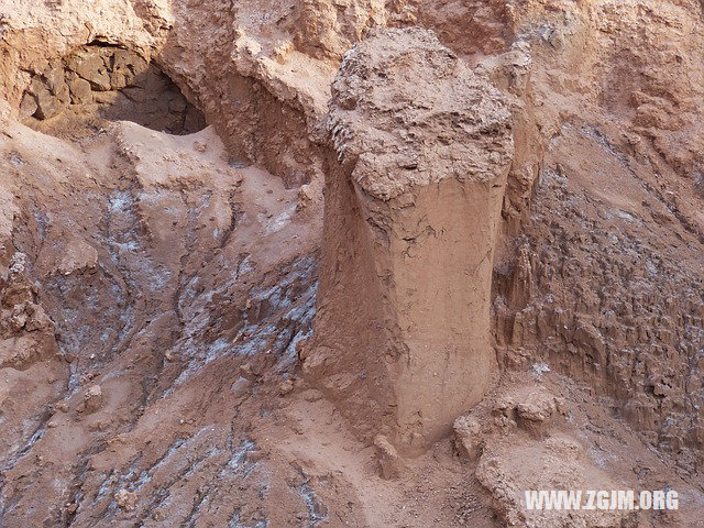 夢見車找不到了_周公解夢夢到車找不到了是什麼意思_做夢夢見車找不到了好不好_周公解夢官網