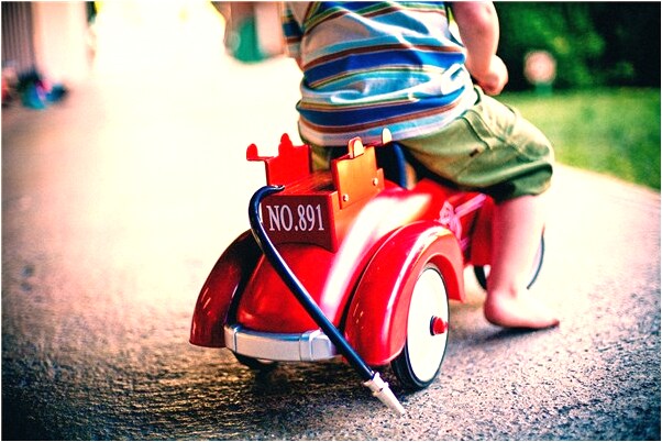 夢見有人掉糞坑會有什麼預兆_周公解夢官網