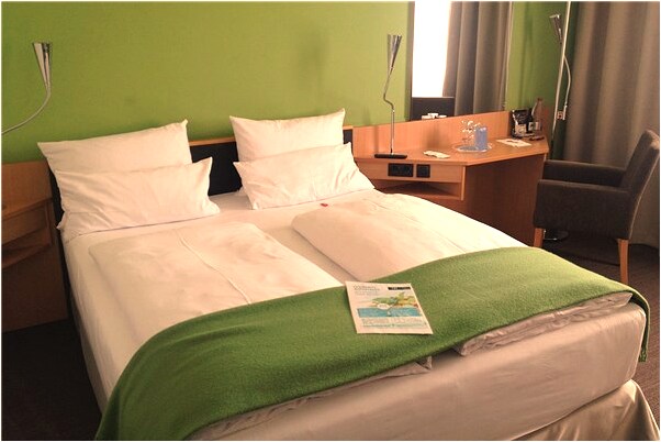 夢到了自己坐在雞窩門口是什麼啟示_周公解夢官網