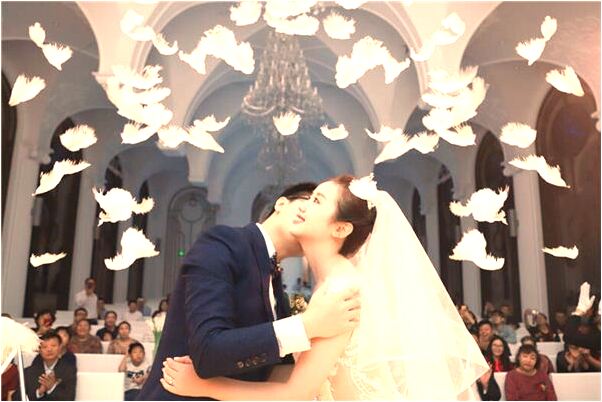 夢到了牙齒掉一棵預兆了什麼嗎_周公解夢官網