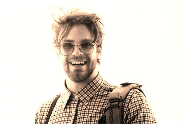 夢到了腳踩到泥水裡是什麼意思_周公解夢官網